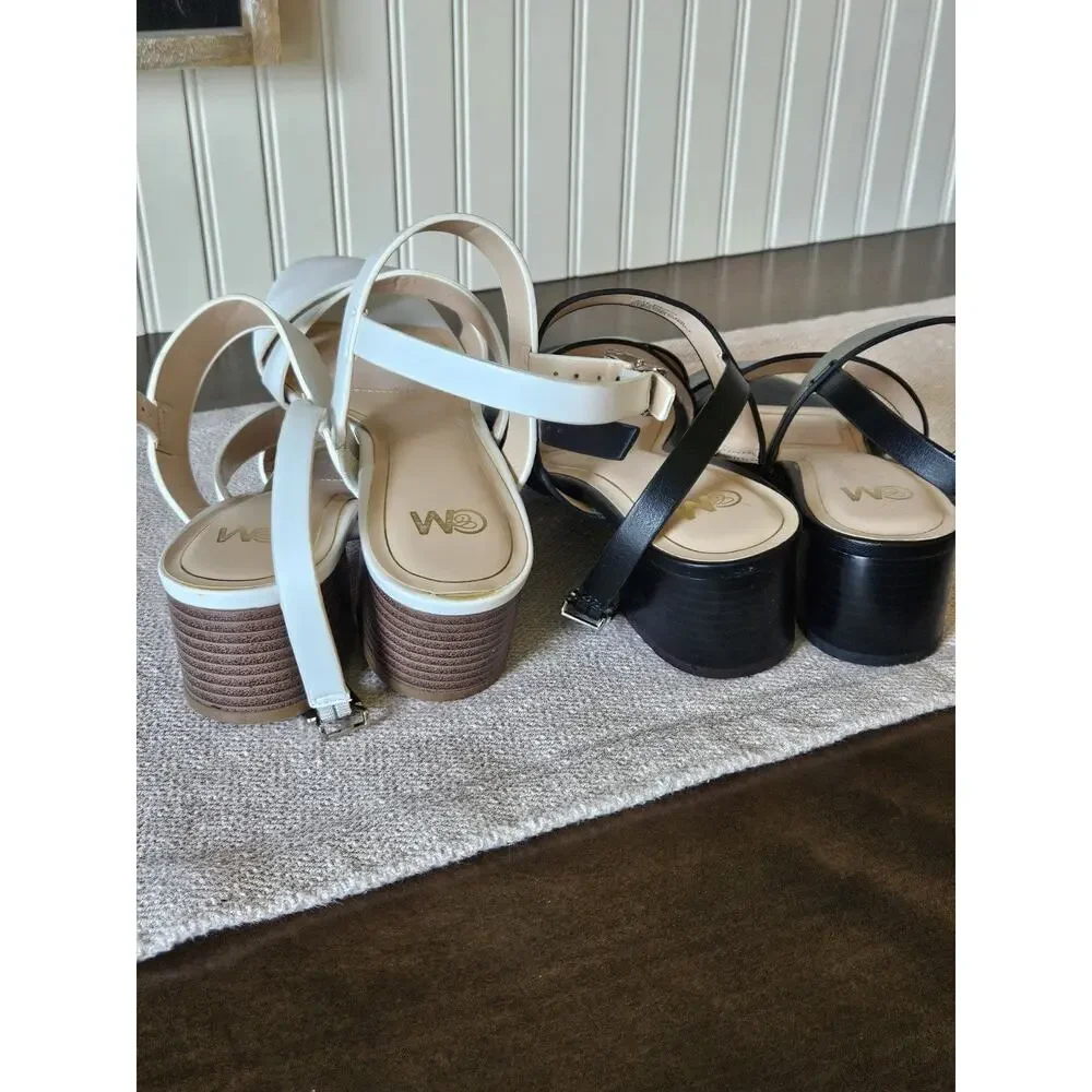 2 Pr C&M SZ 9M Black White Low Heel FAUX LEATHER Sandals Shoes-LN